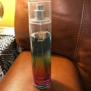 Bath and Body Works fine fragrance mist